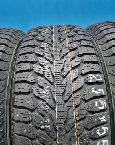 Kumho WinterCraft Ice Wi32 255/55 R19 111T