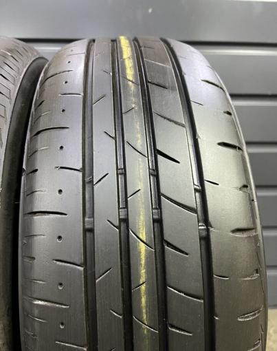 Bridgestone Playz PX-RV II 215/55 R17 94V