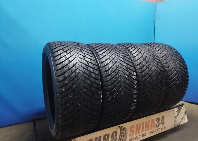 Zmax Winternova Stud II 255/40 R18 99T