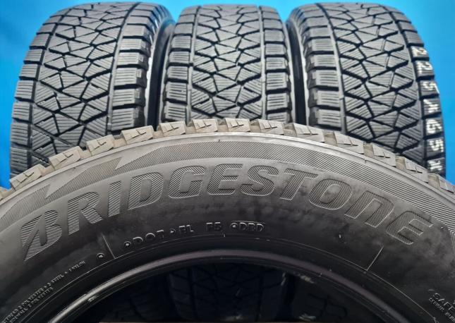 Bridgestone Blizzak DM-V2 225/65 R17 102Q