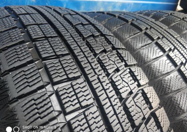 Toyo Winter Tranpath TX 215/60 R17 98R