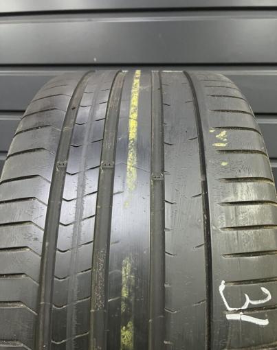 Pirelli P Zero PZ4 315/30 R22 107Y