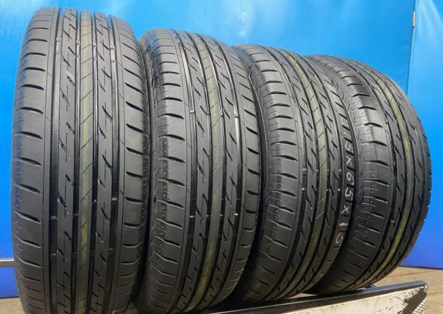 Bridgestone Nextry Ecopia 215/65 R15 94V