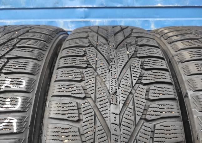 Nokian Tyres Hakkapeliitta R2 SUV 235/60 R18 107R