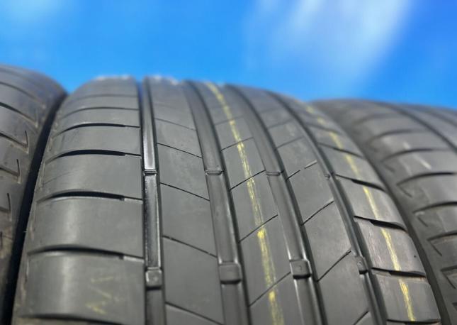 Bridgestone Turanza T005 255/35 R21 98Y