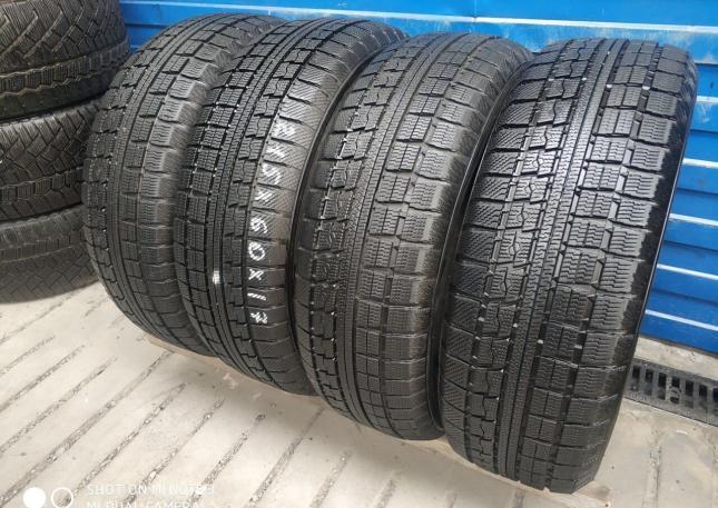 Toyo Winter Tranpath TX 215/60 R17 98R