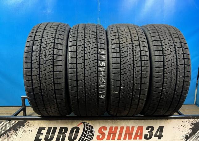 Bridgestone Blizzak VRX2 215/45 R17 87R