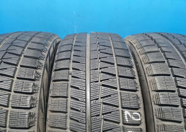 Bridgestone Blizzak Revo GZ 215/45 R17 87Q