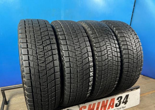 Bridgestone Blizzak DM-V1 215/65 R16 98Q