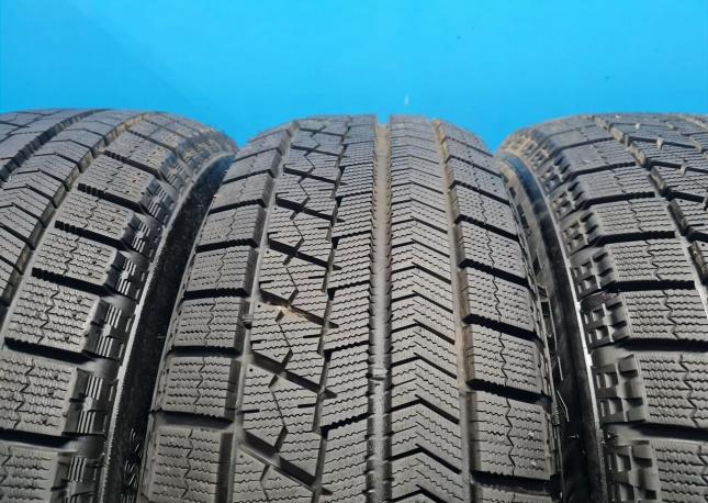 Bridgestone Blizzak VRX 215/60 R16 97Q
