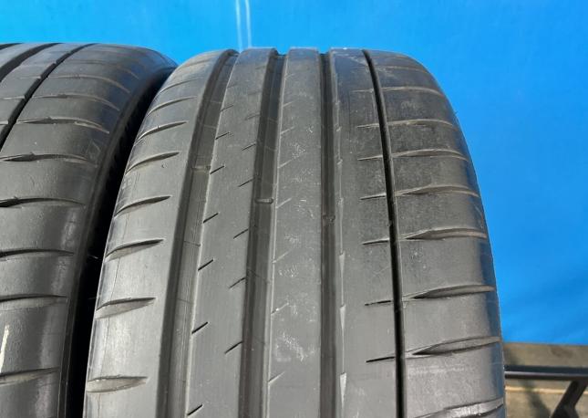 Michelin Pilot Sport 4 S 235/35 R20 93Y