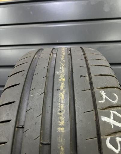 Michelin Pilot Sport 4 245/45 R17 99Y