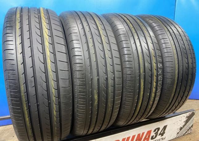 Yokohama BlueEarth RV02 215/60 R17 96H