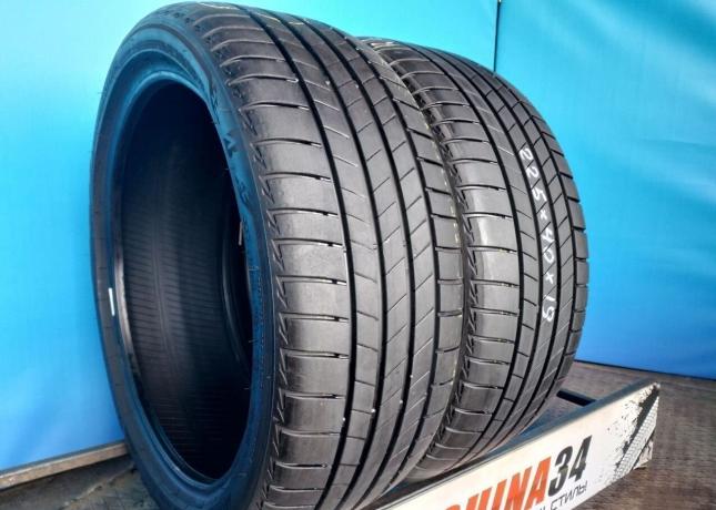 Bridgestone Turanza T005 225/40 R19 93Y