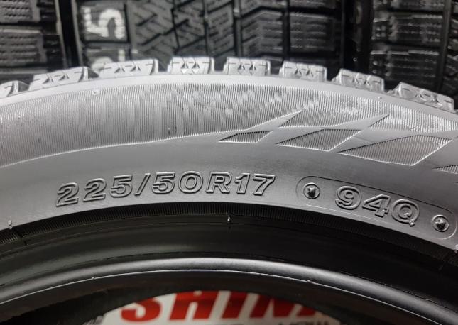 Bridgestone Blizzak VRX2 225/50 R17 96R