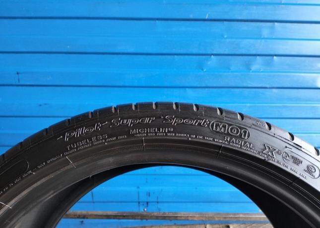 Michelin Pilot Super Sport 285/30 R19 98Y