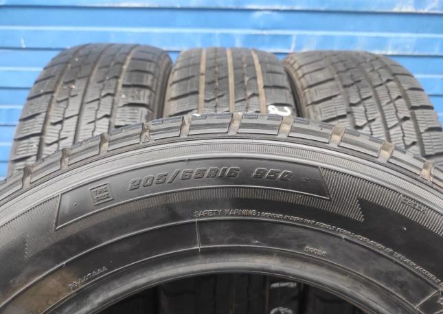 Goodyear Ice Navi Zea II 205/65 R16 95R