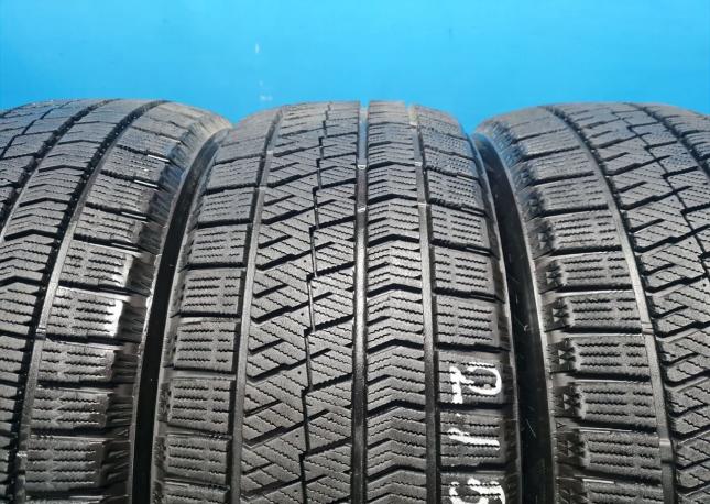 Bridgestone Blizzak VRX2 215/50 R17 91Q