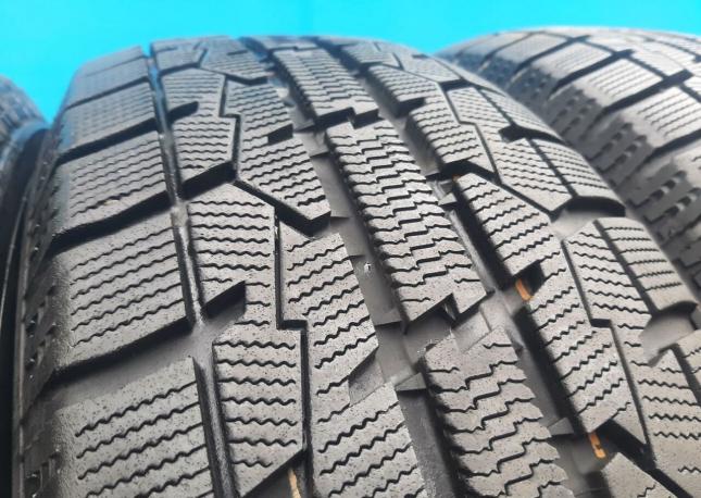 Toyo Observe Garit GIZ 205/65 R16 95Q