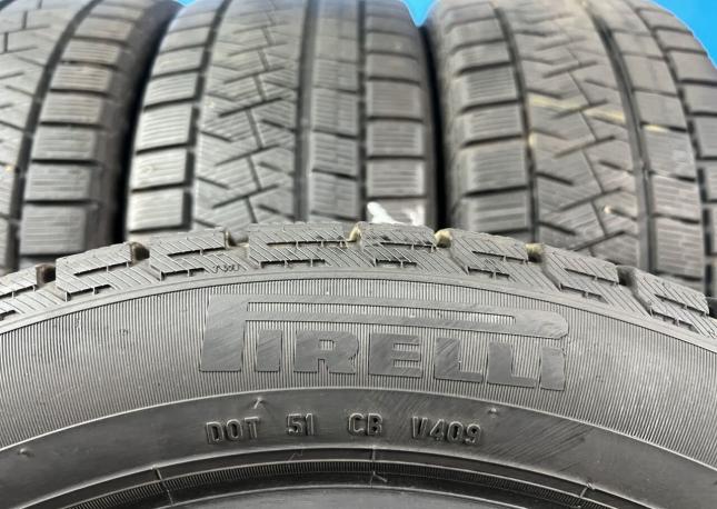 Pirelli Ice Asimmetrico 245/45 R17 99R