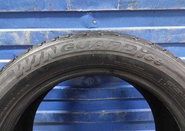 Roadstone Winguard Ice 215/55 R17 94V