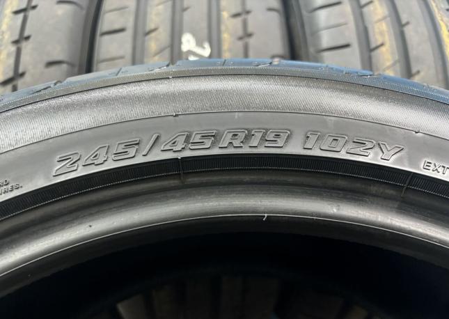 Yokohama ADVAN Apex V601 245/45 R19 102Y