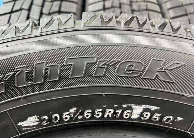 Northtrek N3 205/65 R16 95Q