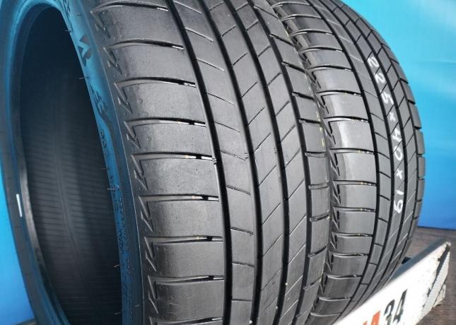 Bridgestone Turanza T005 225/40 R19 93Y