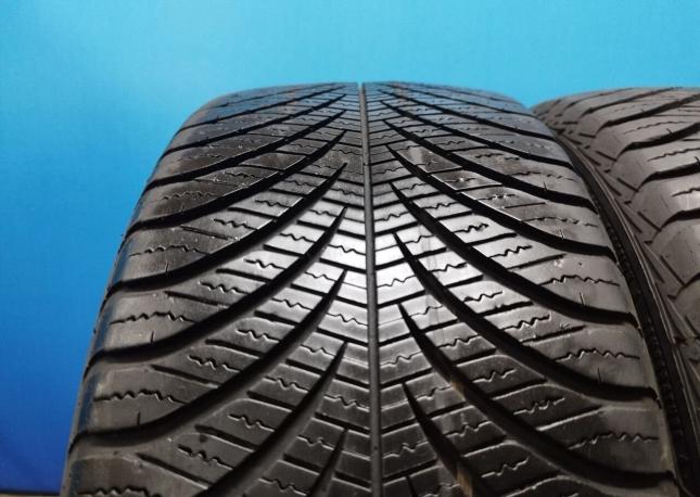 Goodyear Vector 4Seasons 215/45 R16 90V