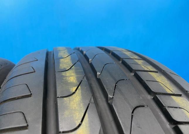 Pirelli Cinturato P7 235/55 R17 99W