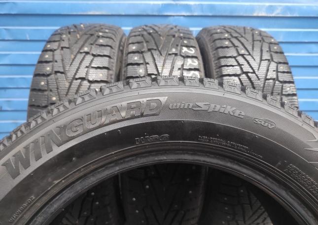 Roadstone Winguard WinSpike SUV 225/60 R18 100T