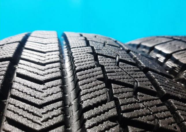 Bridgestone Blizzak VRX 175/65 R14 83R