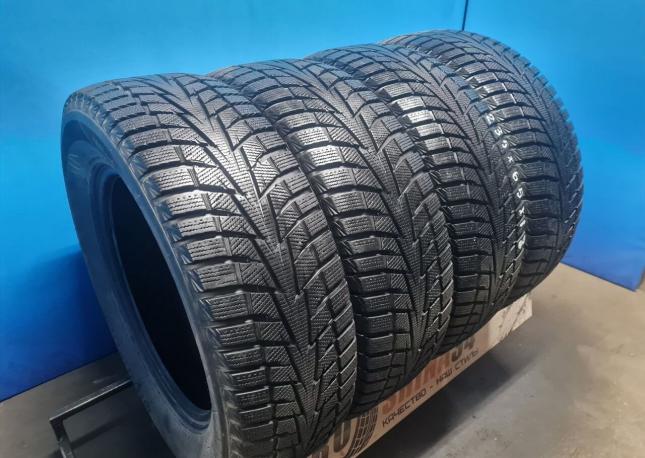 Hankook Winter I&#39;Cept X RW10 235/65 R18 106T