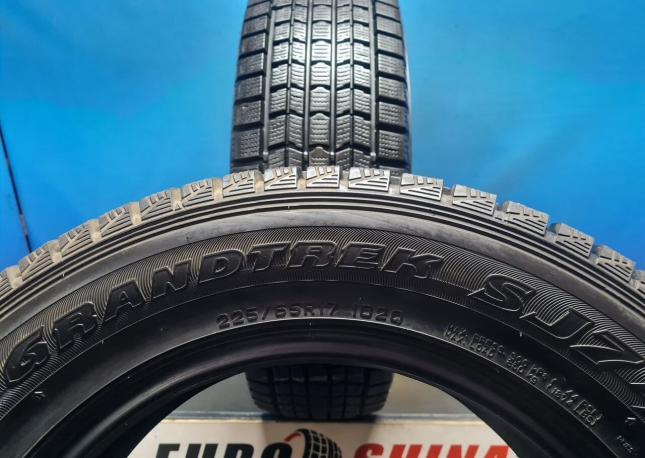Dunlop Grandtrek SJ7 225/65 R17 102Q