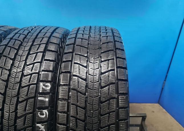 Dunlop Winter Maxx SJ8 215/65 R16 98Q