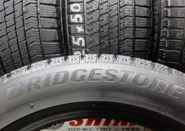 Bridgestone Blizzak VRX2 225/50 R17 96R