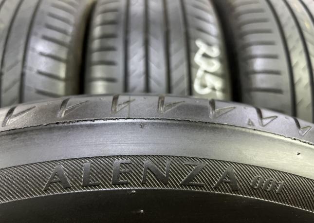 Bridgestone Alenza 001 235/55 R19 101V