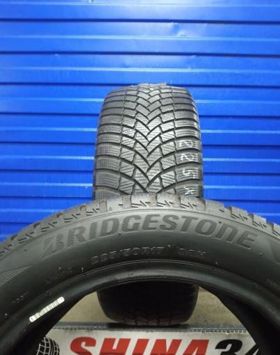 Bridgestone Blizzak LM-001 Evo 225/50 R17 98V