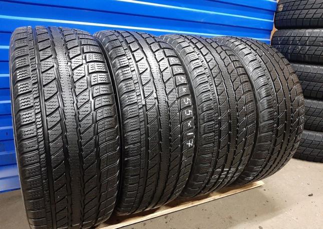 GT Radial Champiro WT 235/55 R17 103V