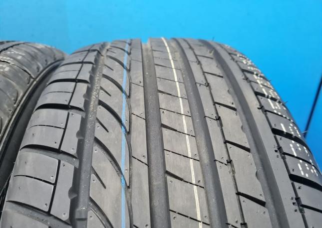 Headway HU901 235/55 R19 105W