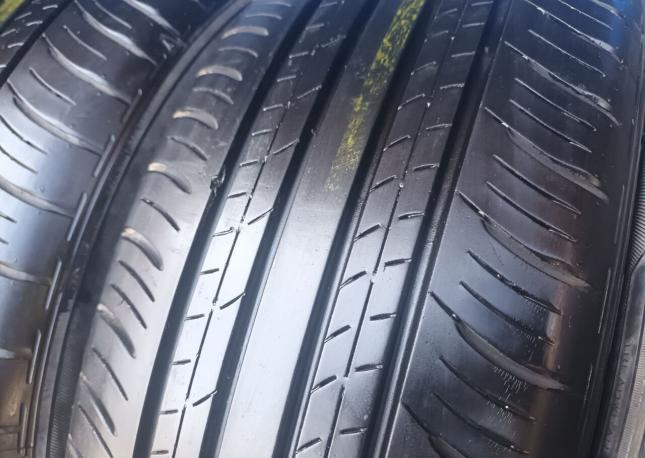 Dunlop Enasave EC300+ 215/60 R17 96H