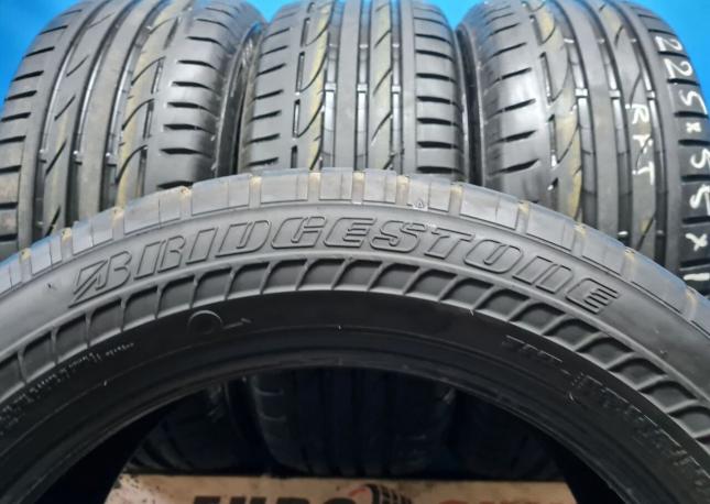 Bridgestone Potenza S001 225/55 R17 97Y