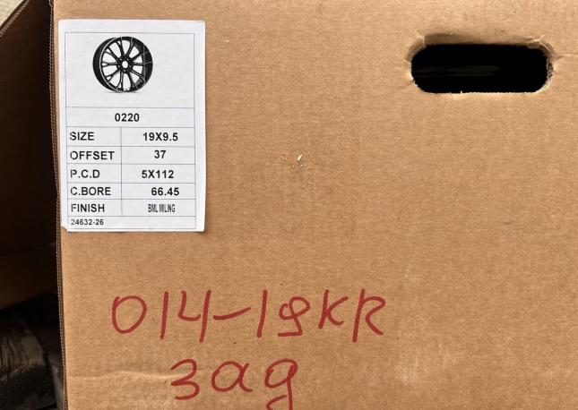 5x112 R19 разноширокие новые диски арт. 014-19KR BMW