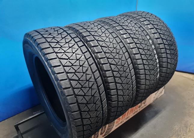 Bridgestone Blizzak DM-V2 225/65 R17 102Q