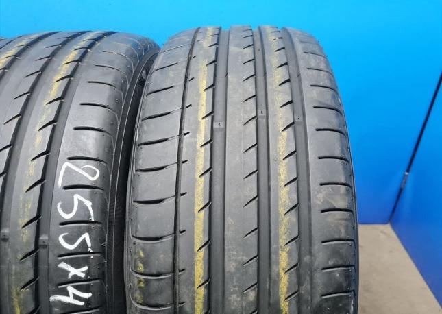 Yokohama Advan Sport V105 255/45 R19 100Y