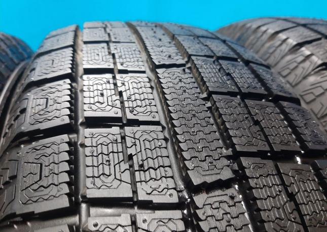 Toyo Observe Garit GIZ 175/65 R14 82Q