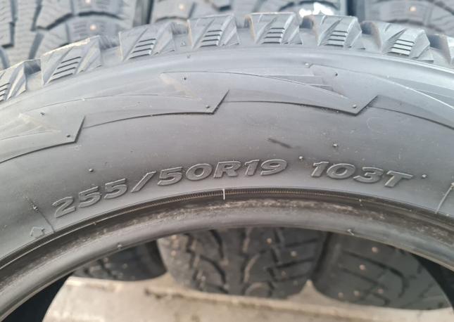 Hankook I&#39;Pike RW11 255/50 R19 103H