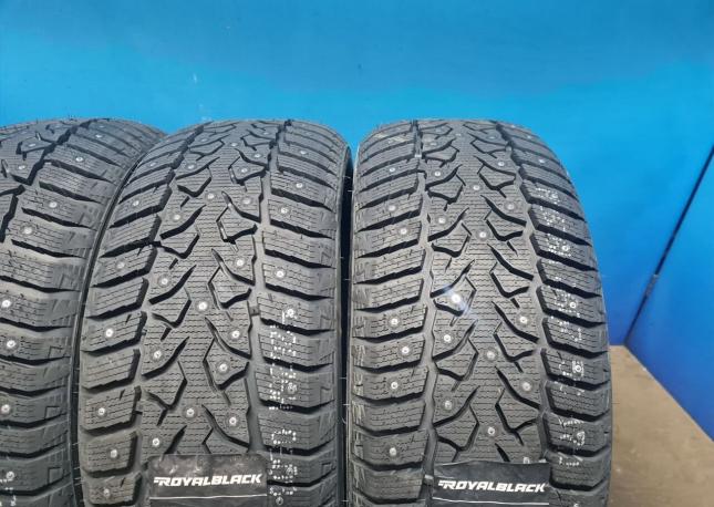 Royal Black Royal Stud II 235/50 R18 101T