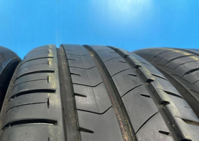 Bridgestone Ecopia NH100 RV 215/55 R17 94V