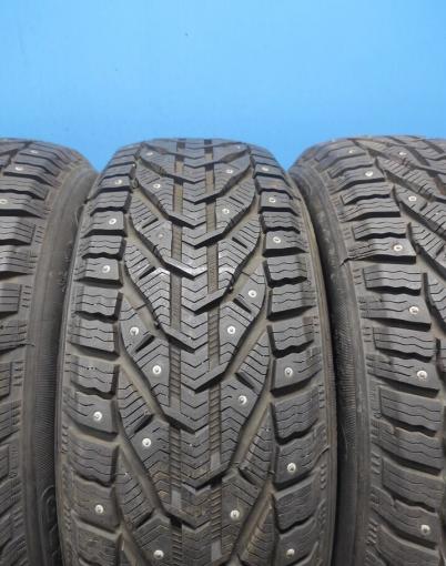 Tigar Ice 215/55 R16 97T